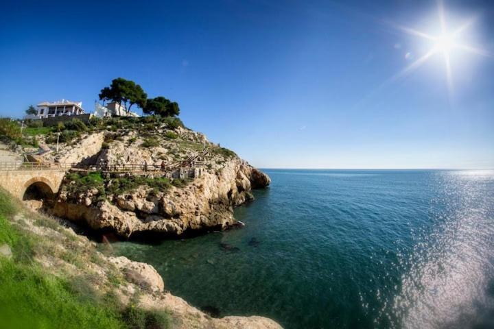 La Plumaria De Malaga La Cala Del Moral